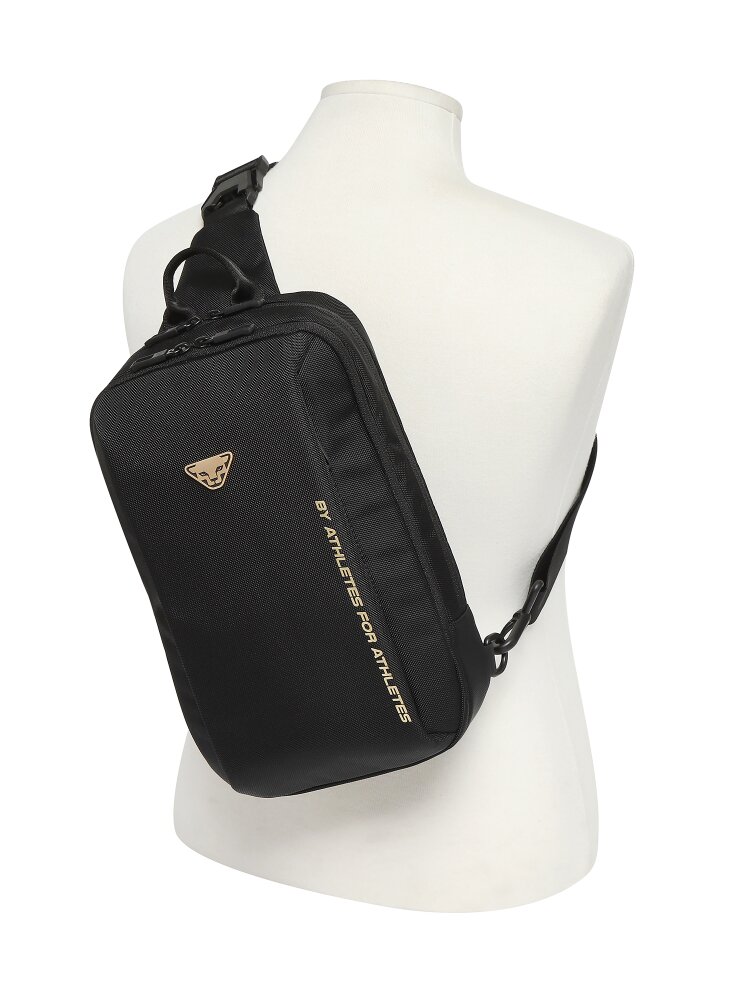 【DAMP】韓国人気MNBAG(正規品) A'GEM/9 × .kom 『.kom/ドットケーオーエム』ファーZIPUPニット